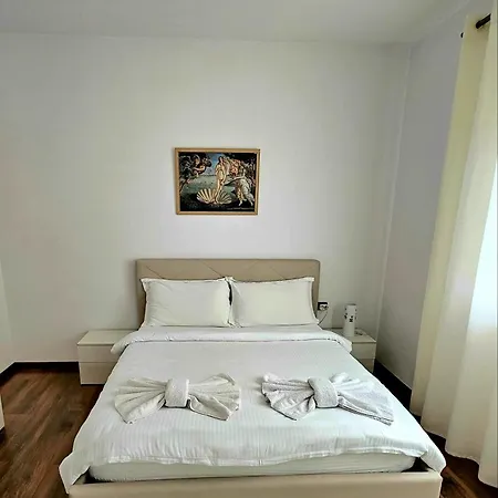 Lake Apartment 아파트 티라나